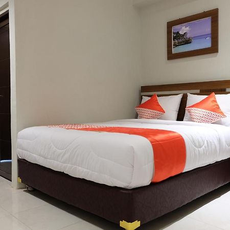 Super Oyo 2756 Anata Hotel Makassar Bagian luar foto