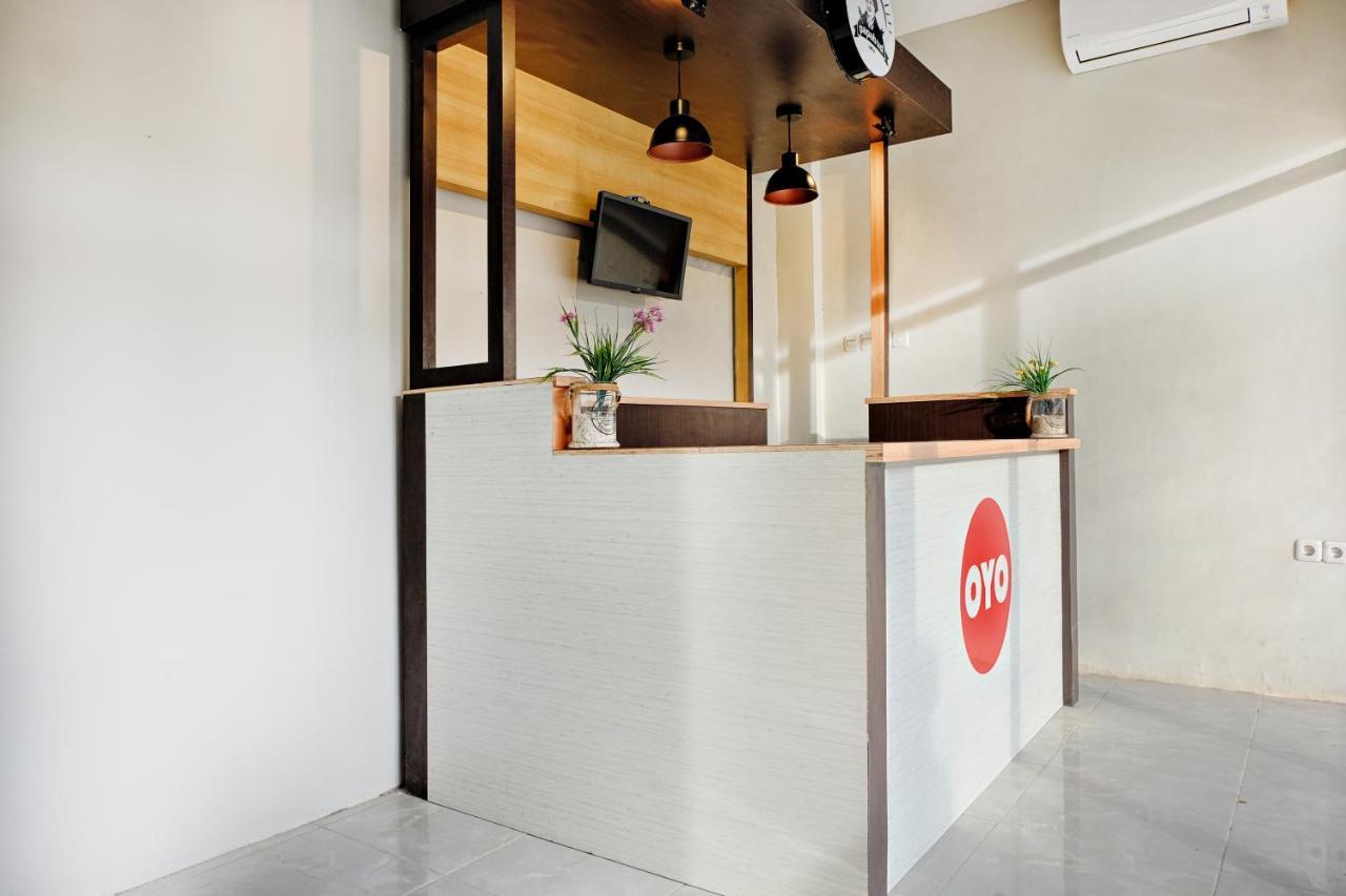Super Oyo 2756 Anata Hotel Makassar Bagian luar foto