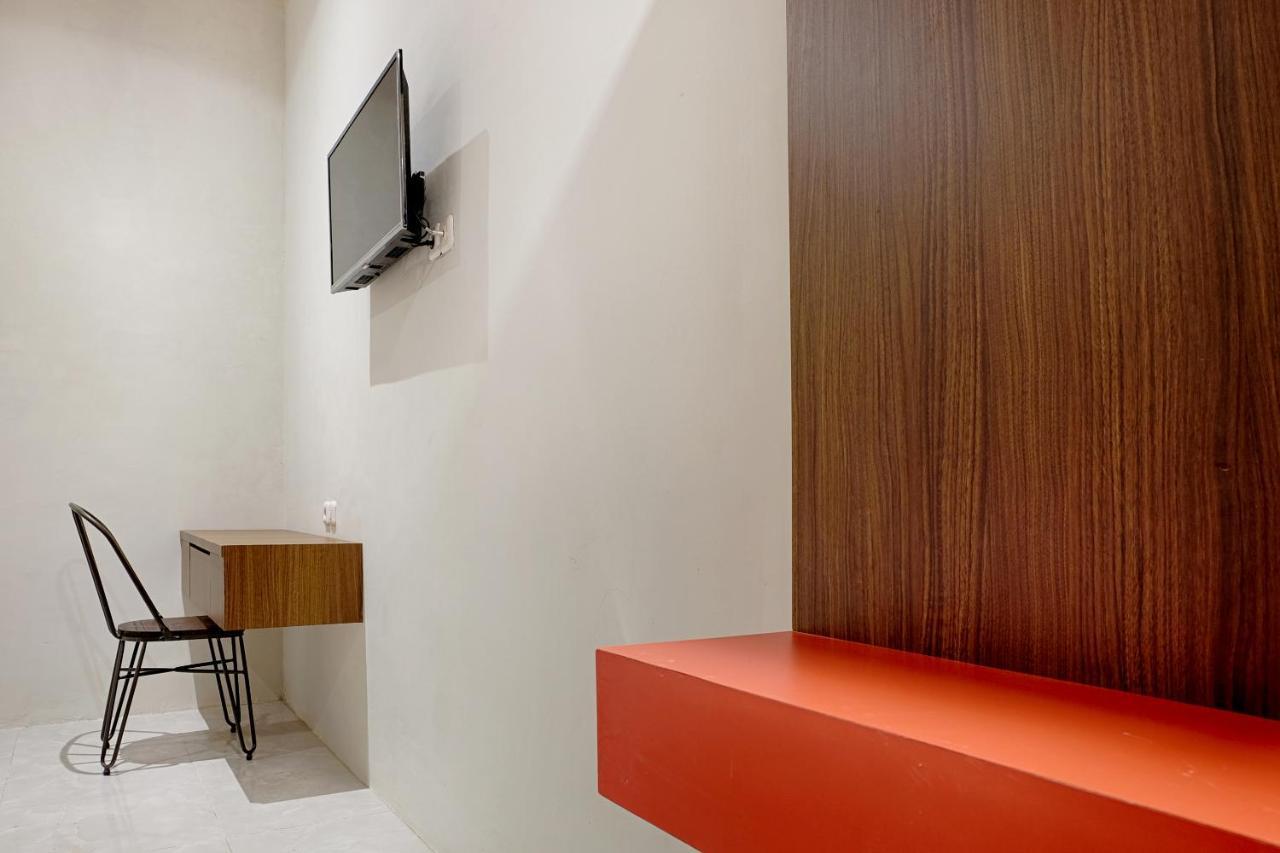 Super Oyo 2756 Anata Hotel Makassar Bagian luar foto