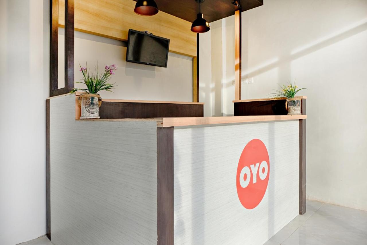 Super Oyo 2756 Anata Hotel Makassar Bagian luar foto