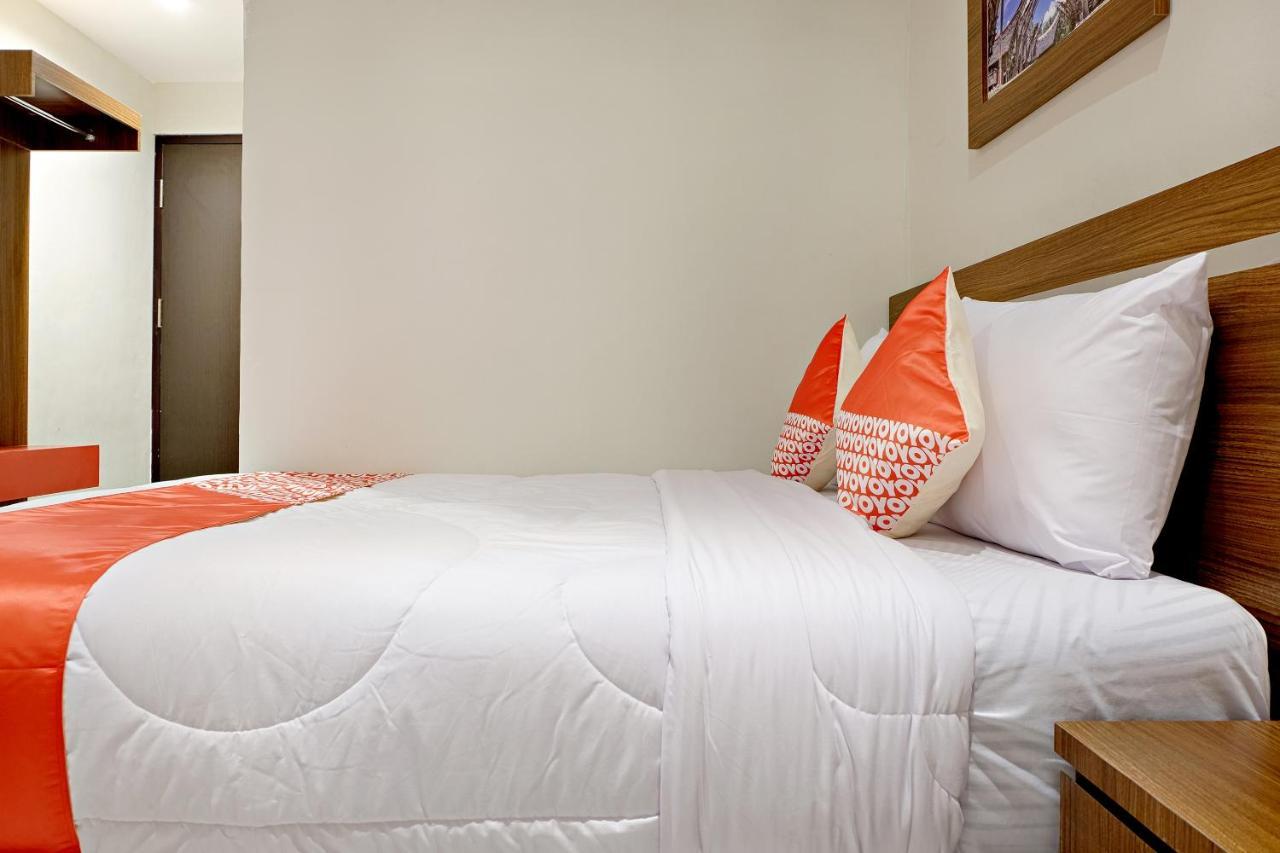 Super Oyo 2756 Anata Hotel Makassar Bagian luar foto
